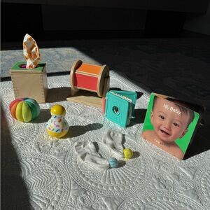 The Senser Play Kit Lovevery 5-6 months